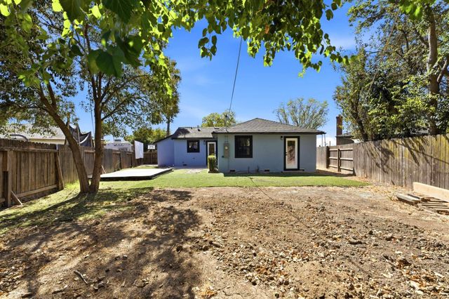 6431 Romack Cir, Sacramento, CA 95822