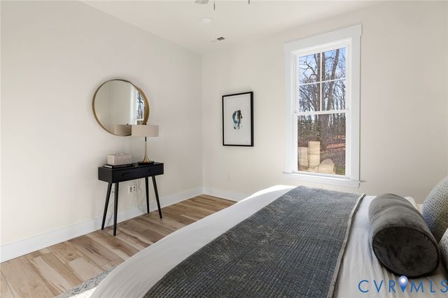 1006 Broad Street Rd, Manakin Sabot, VA 23103