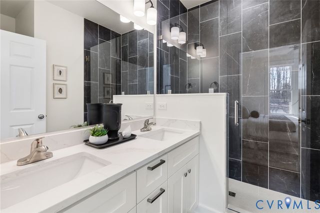 1006 Broad Street Rd, Manakin Sabot, VA 23103