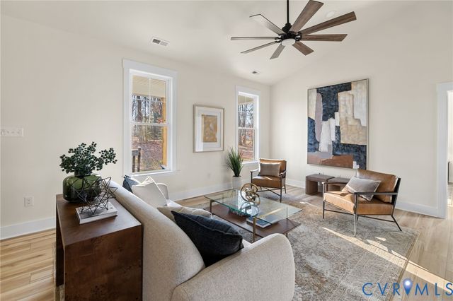 1006 Broad Street Rd, Manakin Sabot, VA 23103