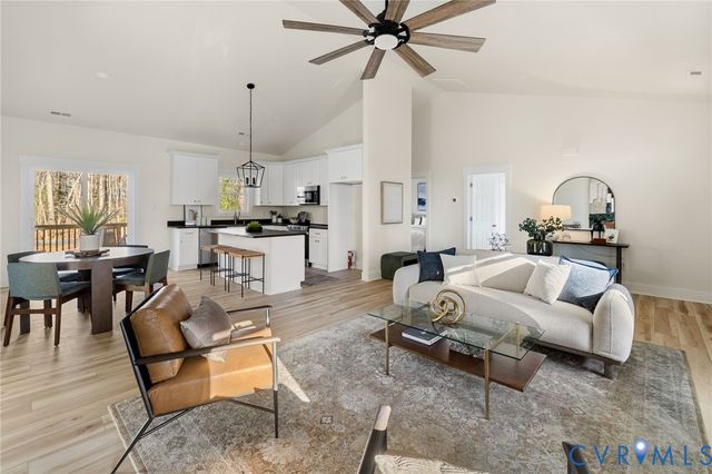 1006 Broad Street Rd, Manakin Sabot, VA 23103