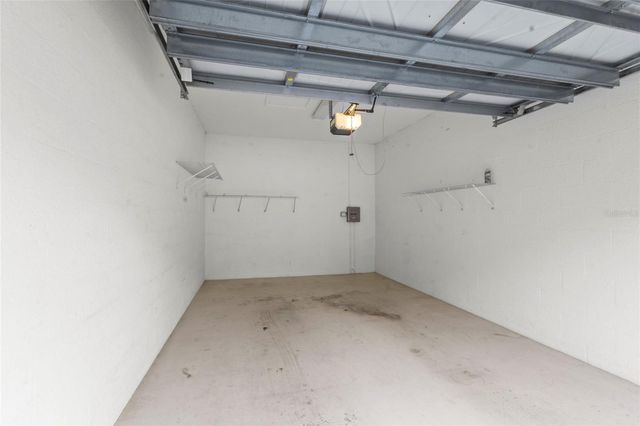 800 SAN LINO CIRCLE 831, Venice, FL 34292