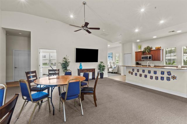 800 SAN LINO CIRCLE 831, Venice, FL 34292