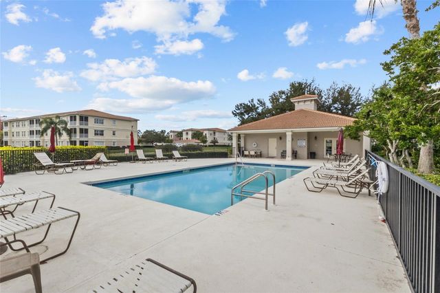 800 SAN LINO CIRCLE 831, Venice, FL 34292