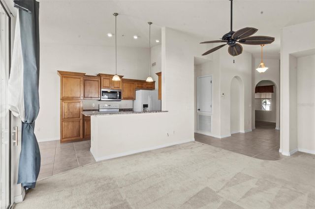 800 SAN LINO CIRCLE 831, Venice, FL 34292