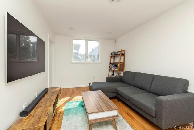 40-38 194th Street 1A, Bayside, NY 11358