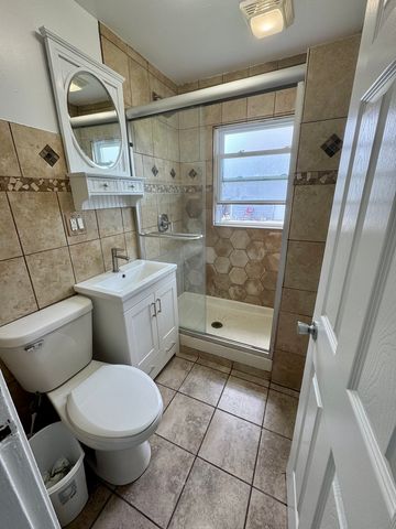 14056 S Marquette Avenue, Burnham, IL 60633