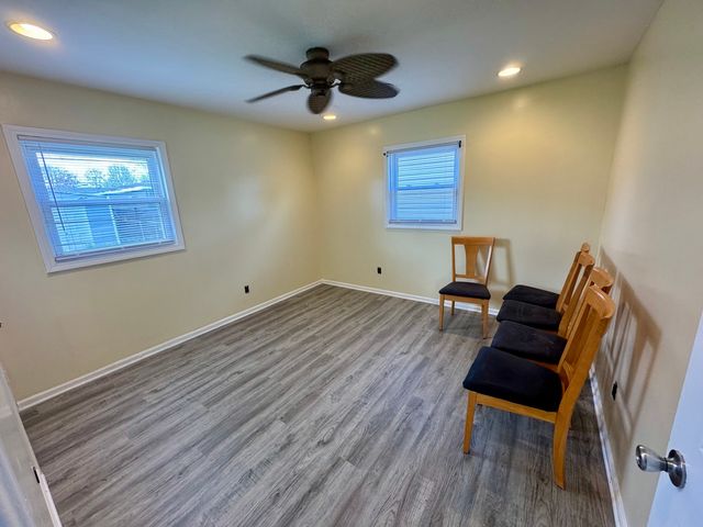 14056 S Marquette Avenue, Burnham, IL 60633