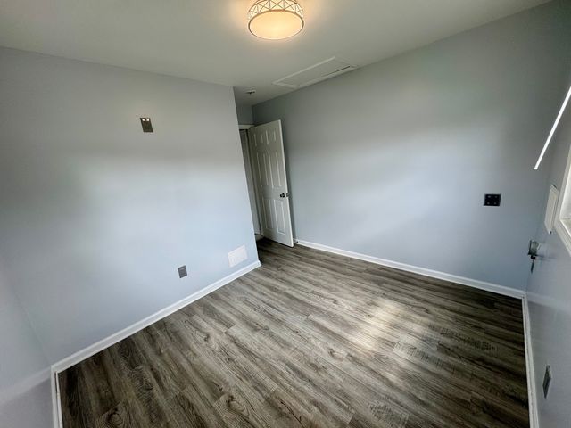 14056 S Marquette Avenue, Burnham, IL 60633