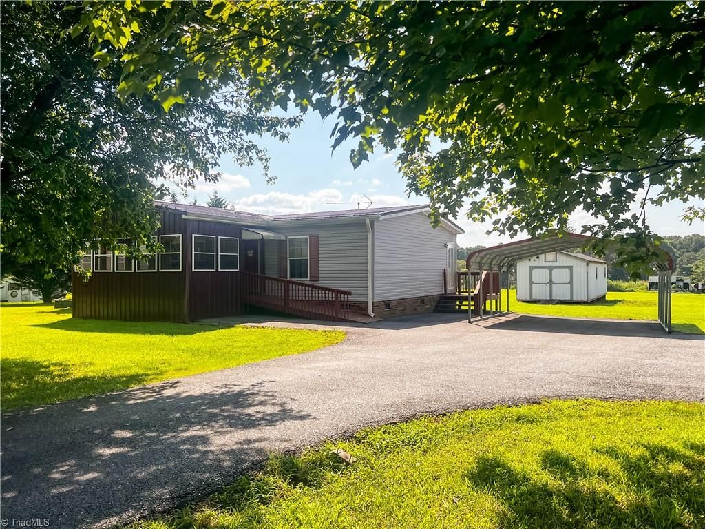 142 Rock Lane Drive, Dobson, NC 27017