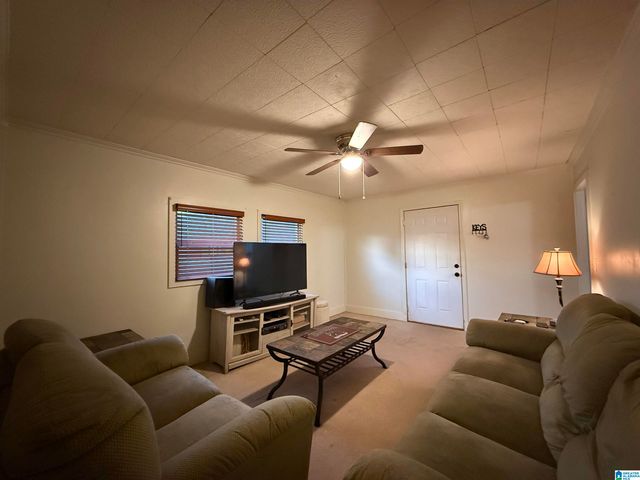 1541 26TH AVENUE N, Hueytown, AL 35023