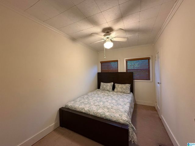 1541 26TH AVENUE N, Hueytown, AL 35023