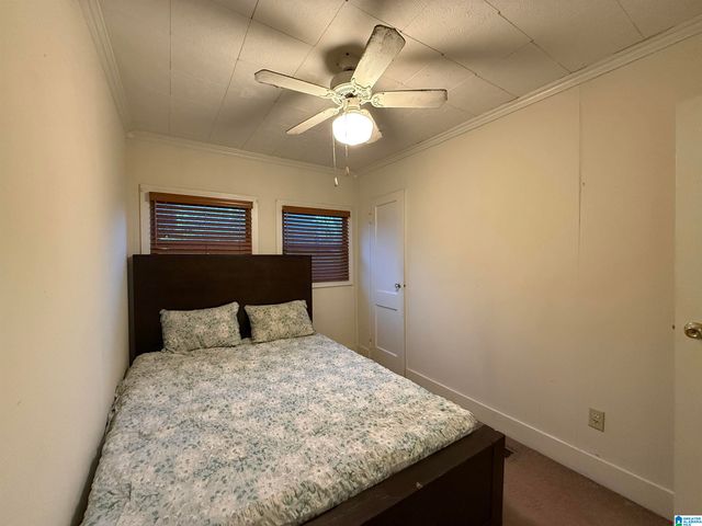 1541 26TH AVENUE N, Hueytown, AL 35023