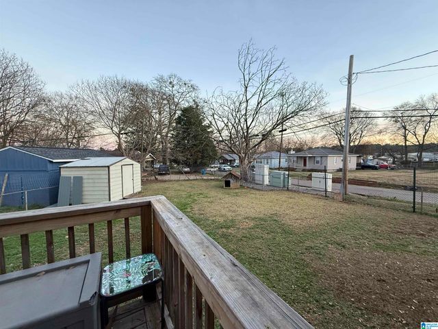 1541 26TH AVENUE N, Hueytown, AL 35023