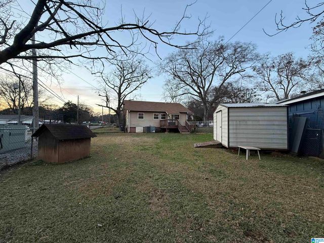 1541 26TH AVENUE N, Hueytown, AL 35023