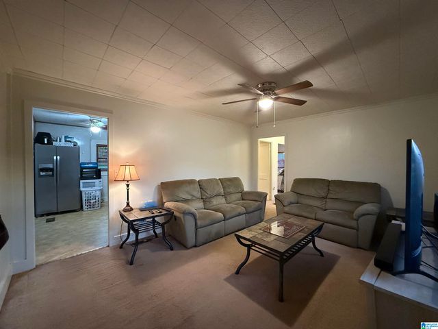 1541 26TH AVENUE N, Hueytown, AL 35023