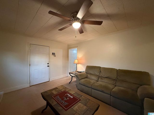 1541 26TH AVENUE N, Hueytown, AL 35023