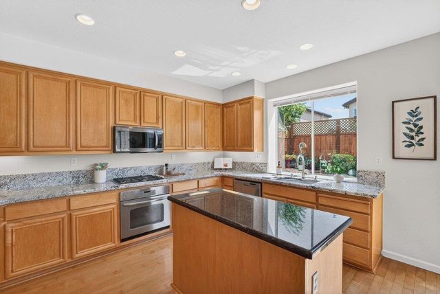 1963 Cabernet Way, Salinas, CA 93906
