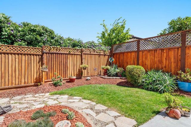 1963 Cabernet Way, Salinas, CA 93906