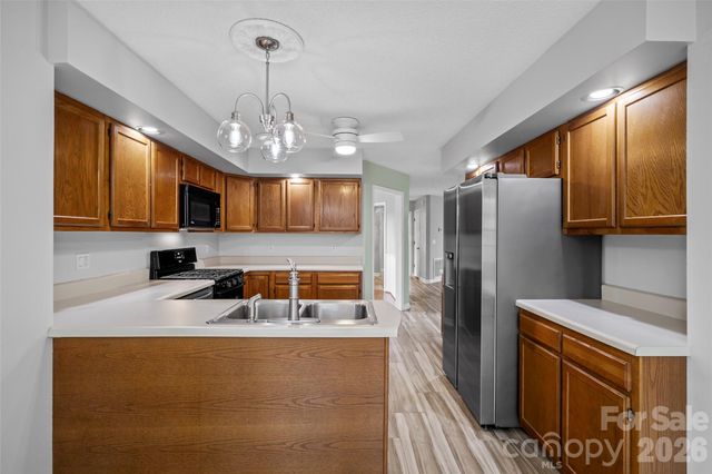 2 Manakiki Court, Etowah, NC 28729