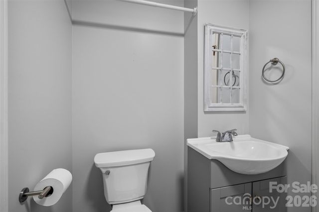 2 Manakiki Court, Etowah, NC 28729