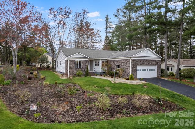 2 Manakiki Court, Etowah, NC 28729