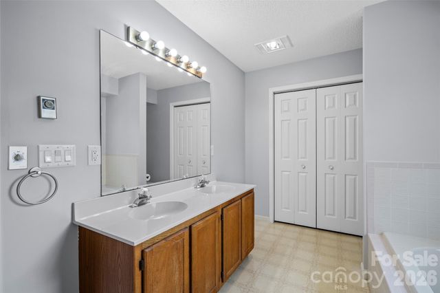 2 Manakiki Court, Etowah, NC 28729