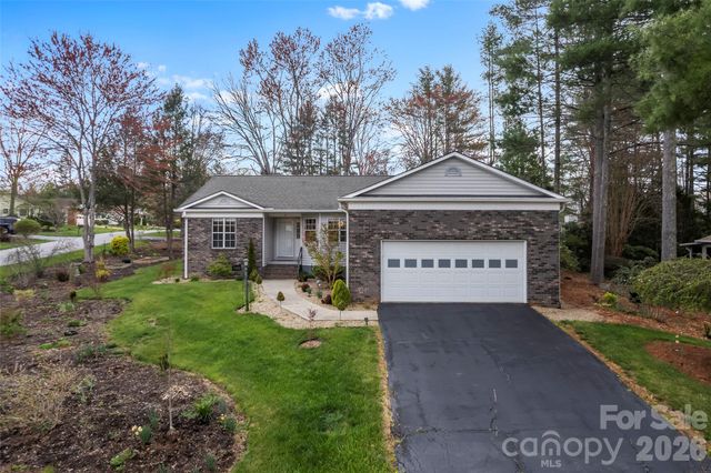 2 Manakiki Court, Etowah, NC 28729