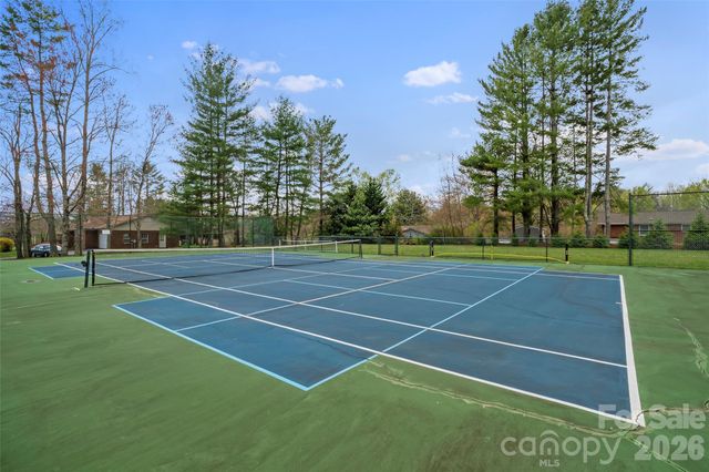 2 Manakiki Court, Etowah, NC 28729