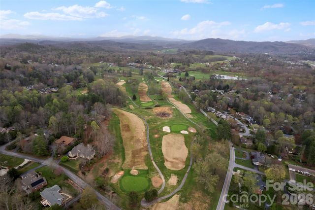 2 Manakiki Court, Etowah, NC 28729