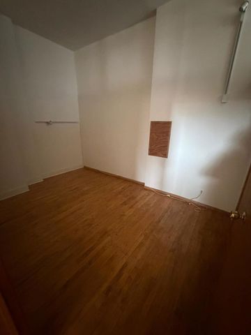 1014 E Prairie Avenue 1FE, Des Plaines, IL 60016