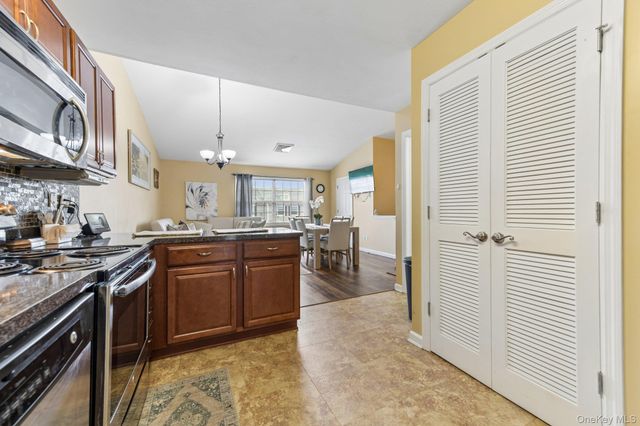 1120 Willow Lane, Valley Stream, NY 11580