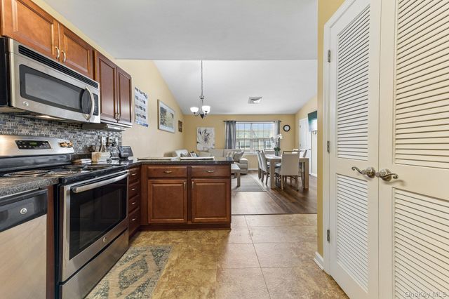 1120 Willow Lane, Valley Stream, NY 11580