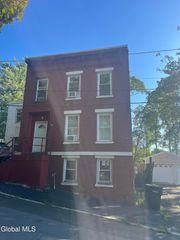 96 Hanover Street, Troy, NY 12180
