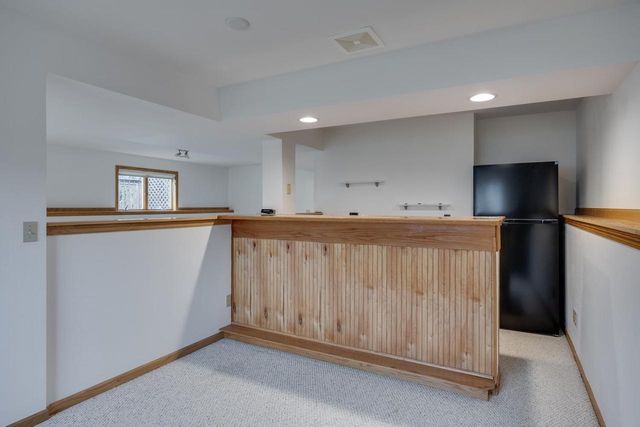 1348 Windsor Circle, Watertown, WI 53098