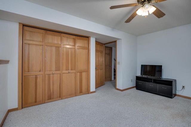 1348 Windsor Circle, Watertown, WI 53098