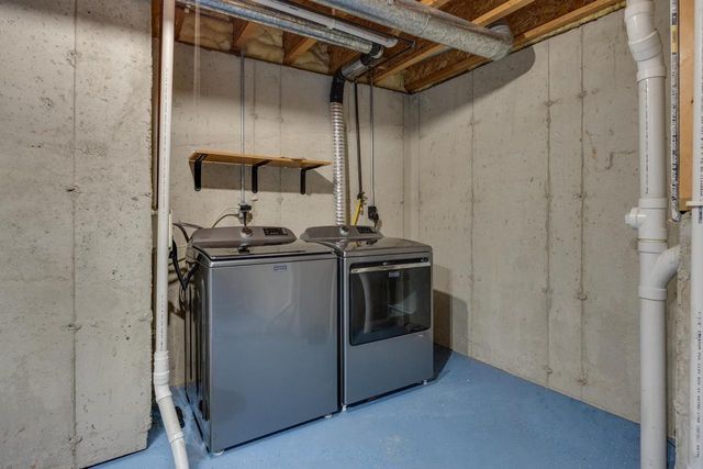 1348 Windsor Circle, Watertown, WI 53098