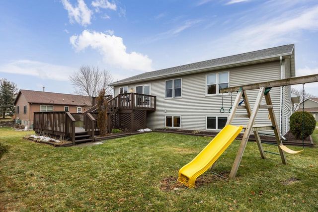 1348 Windsor Circle, Watertown, WI 53098