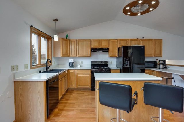 1348 Windsor Circle, Watertown, WI 53098