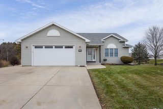 1348 Windsor Circle, Watertown, WI 53098