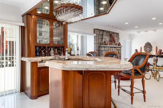 109 Mamaroneck Road, Scarsdale, NY 10583