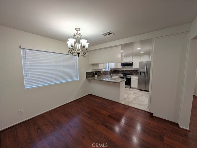 845 W Olive Avenue B, Monrovia, CA 91016