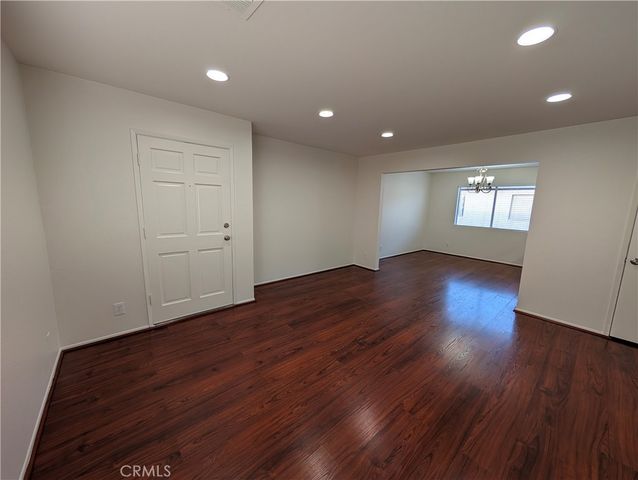 845 W Olive Avenue B, Monrovia, CA 91016