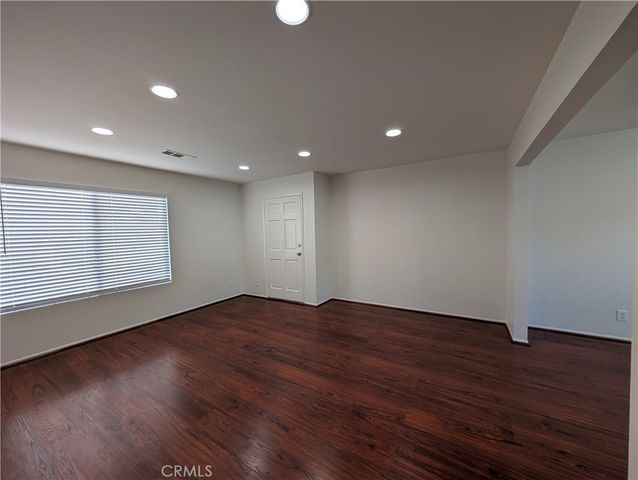 845 W Olive Avenue B, Monrovia, CA 91016