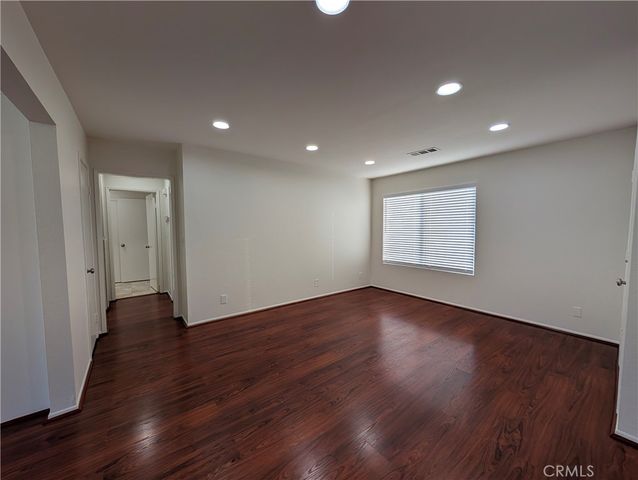 845 W Olive Avenue B, Monrovia, CA 91016