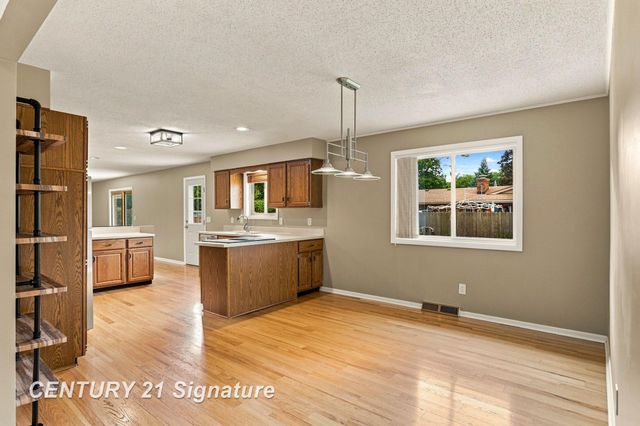 4331 Hilray Drive, Saginaw, MI 48638