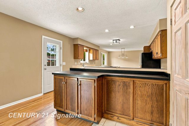 4331 Hilray Drive, Saginaw, MI 48638