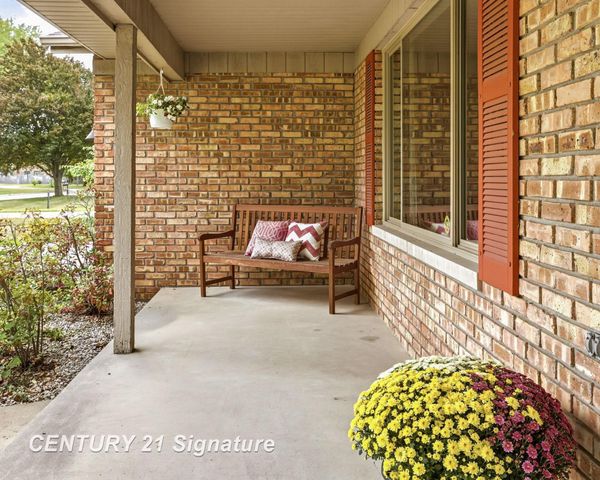 4331 Hilray Drive, Saginaw, MI 48638