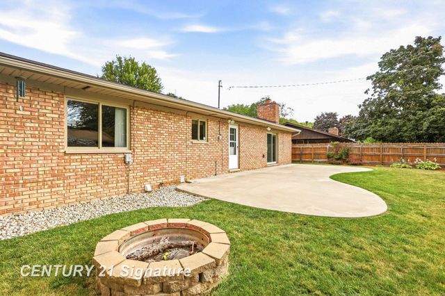 4331 Hilray Drive, Saginaw, MI 48638