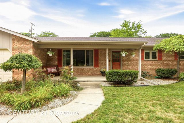 4331 Hilray Drive, Saginaw, MI 48638